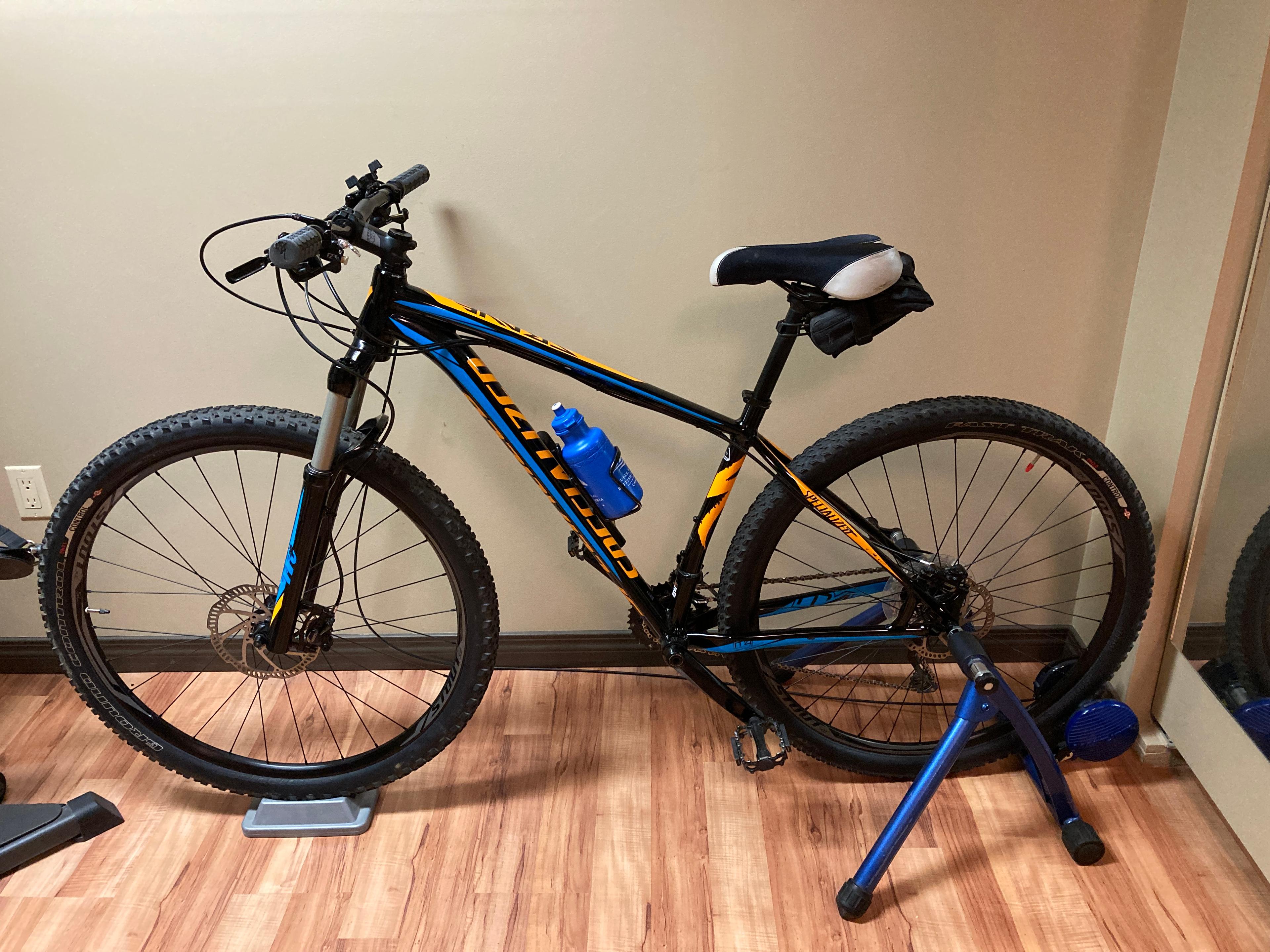 Photo of Specialized Crave Comp 29 Mountain Bike