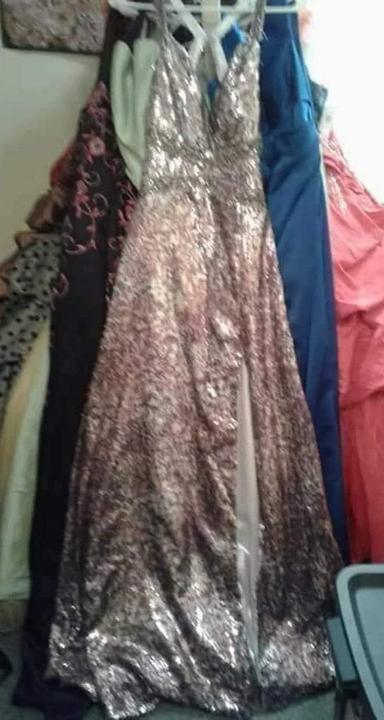 Photo of Assorted grad/prom/party dresses  - 1