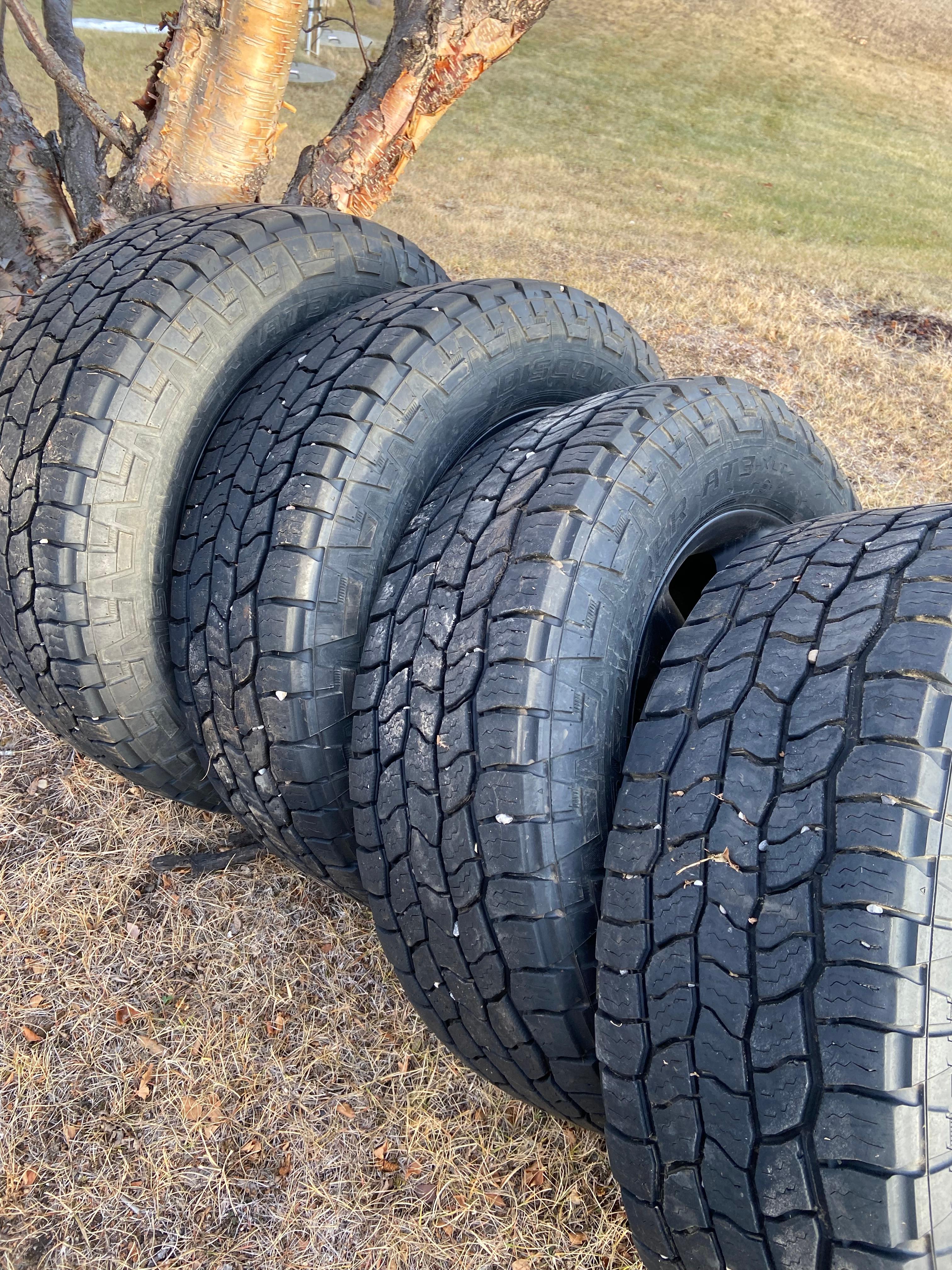 Photo of Ram 1500 tires on rims