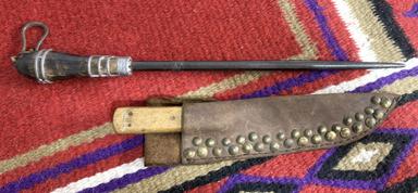 Photo of ANTIQUE SKINNING KNIFE / SCABBARD AND HONING ROD - 1