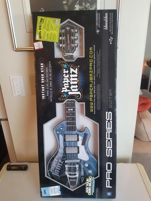 Photo of Paper Jamz Pro Series Electric Guitar - New