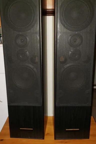 Photo of Pioneer Speaker. CS-J835. Four Towers - 1