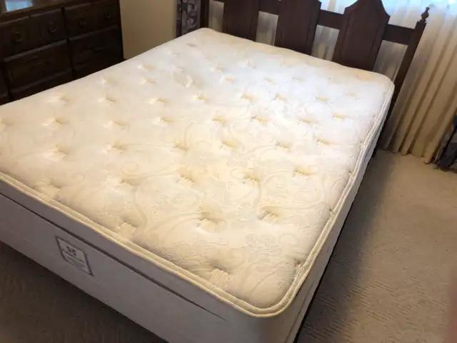 Photo of I deliver 2002 mattress sealy posturepedic.