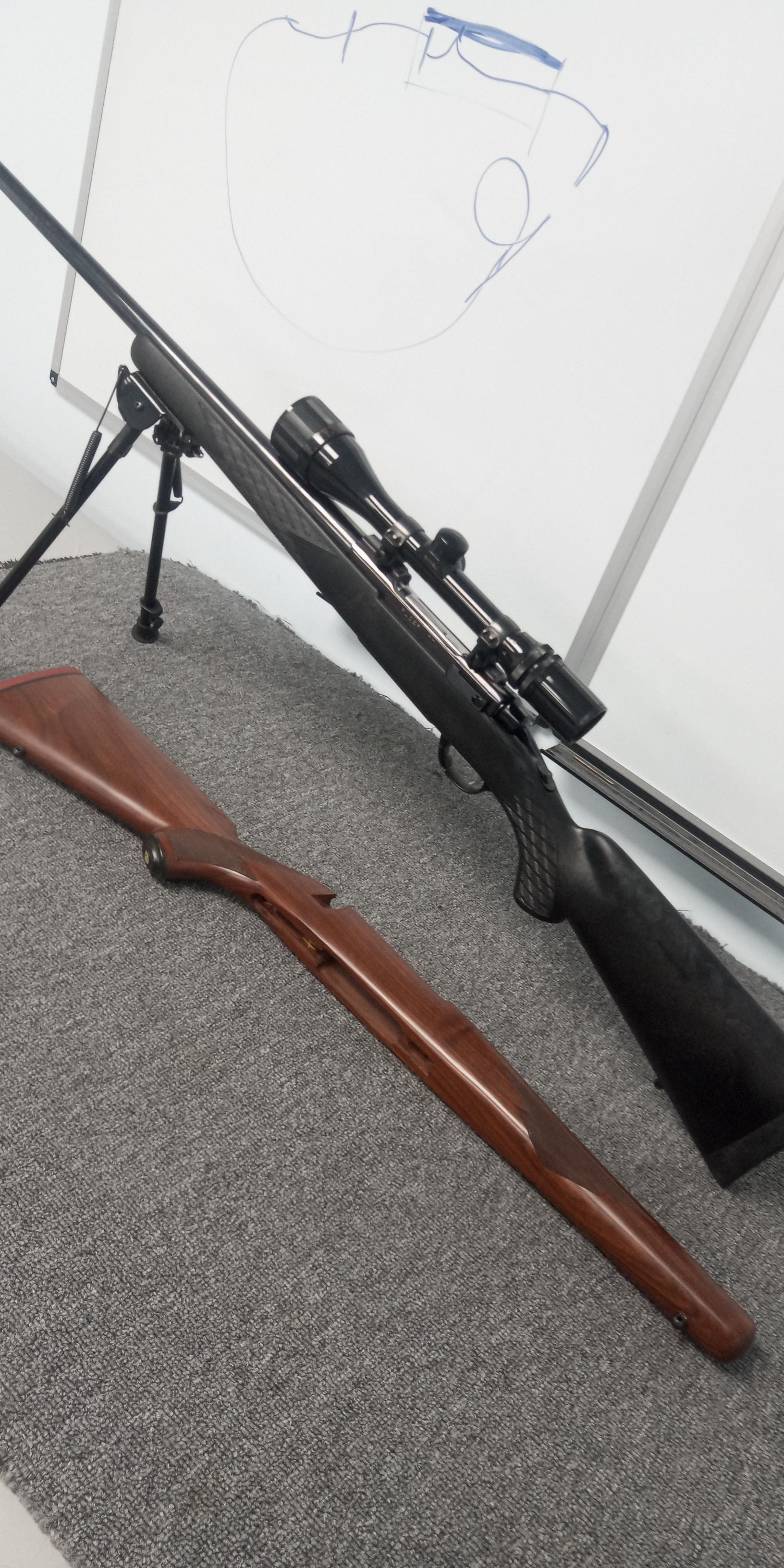 Photo of Ruger 77 in 25-06