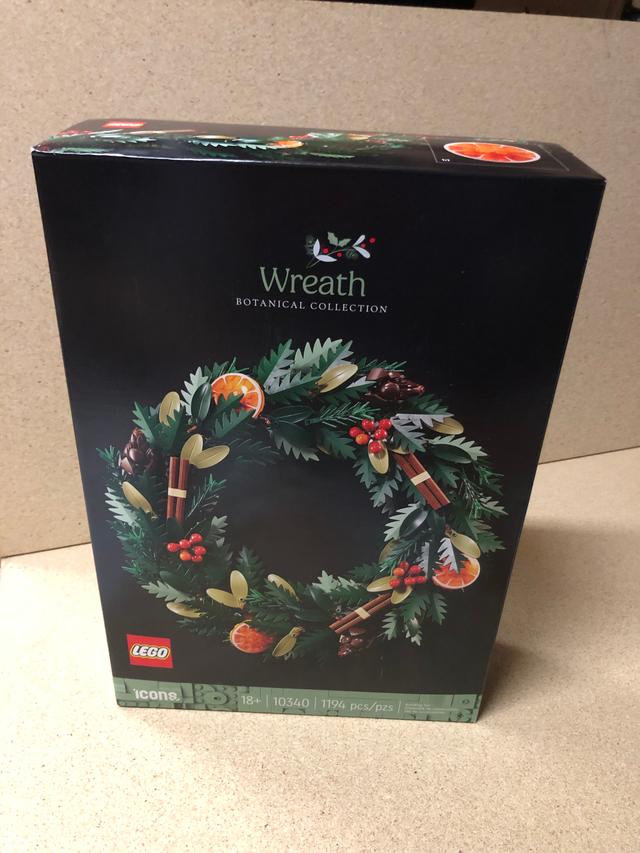 Photo of LEGO Wreath #10340, Lego Icons - Botanical Collection, BNIB - SEALED