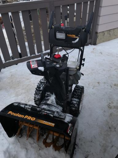 Photo of POULIN PRO 1350 SNOWBLOWER - 1