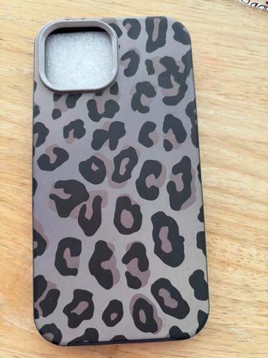 Photo of iPhone 14 phone case - 1