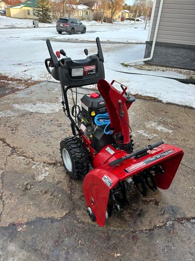 Photo of Craftsman 27/13.5 Snowblower - 2