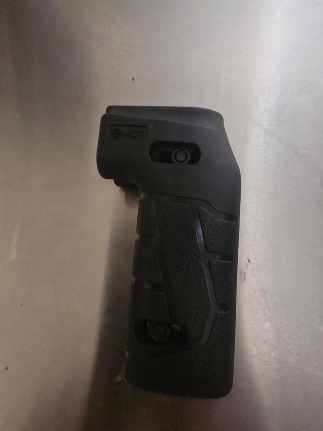 Photo of MDT Vertical Grip 