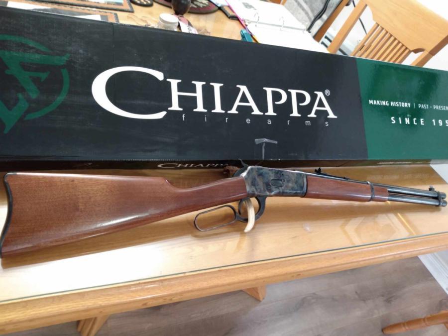 Photo of ***NEW IN BOX**UNFIRED**CHIAPPA 1892 TRAPPER CLASSIC 45 COLT COLOR CASE