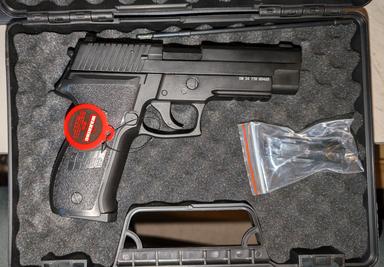 Photo of Double Bell P226 GBB Airsoft Sig Sauer - 2