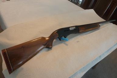 Photo of Winchester 1400 Semi-auto 12 Gauge Shotgun - 1