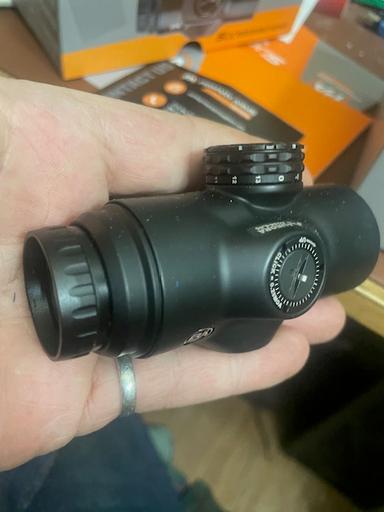 Photo of Prism scope Primary Arms SLX5 , 5X illuminated red V, new/used once. Fast target acquisition - 2