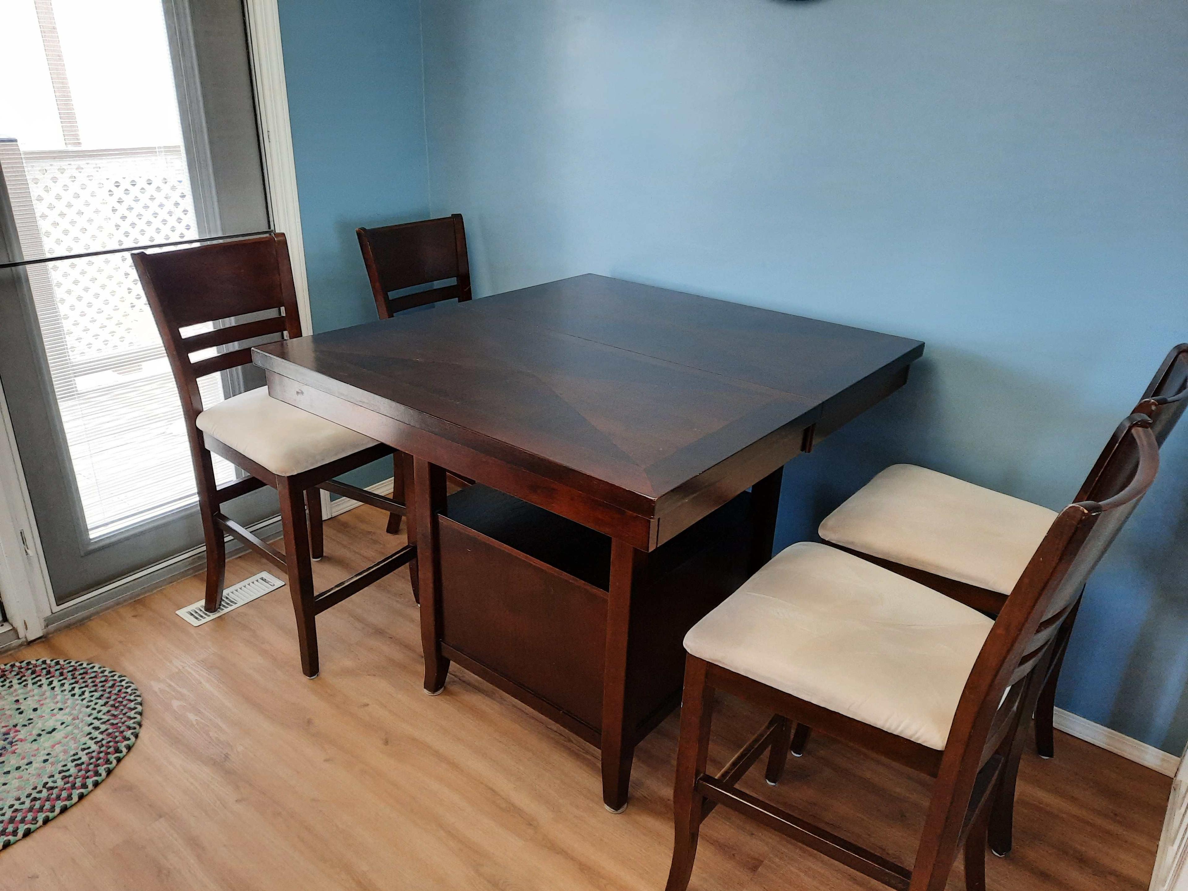 Photo of Counter Height Dining Set With Six Chairs