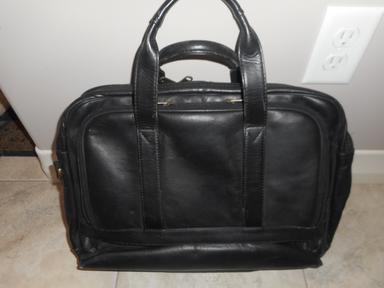 Photo of Laptop carrying case - 1