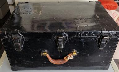 Photo of 1955 Cleveland Barons AHL Hockey Metal Travel Chest w/ Gear - 2