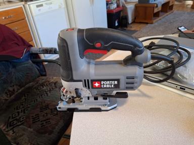 Photo of PORTER CABLE 6AMP JIG SAW  LIKE NEW - 1