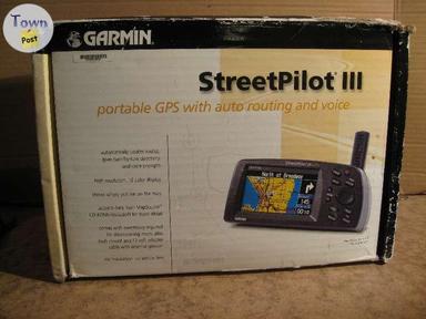 Photo of GARMIN StreetPilot 3 COLOR portable GPS in ORIGINAL BOX CAR & AIRPLANE - 1