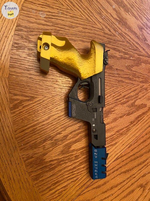 Photo of Walther GSP grip