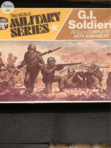 Photo of Vintage GI toy Soldiers World War II 1/40 scale from life like hobbies. - 1