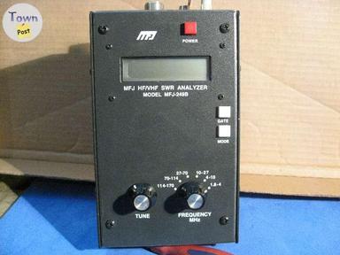 Photo of MFJ-249B VHF/HF swr analyzer ham radio - 1