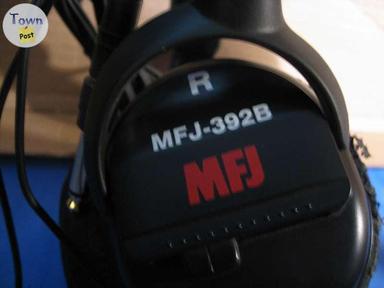 Photo of MFJ-392B HAM RADIO CB RADIO SWL HEAD PHONES  - 1