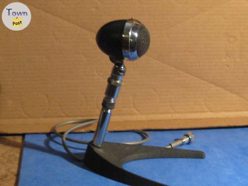 Photo of ASTATIC T-3 DESK MIC HAM RADIO COLLECTOR