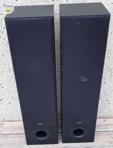 Photo of KLH T-1B speakers - 2