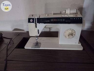 Photo of Singer Sewing Machine 290C with Cabinet   - 2