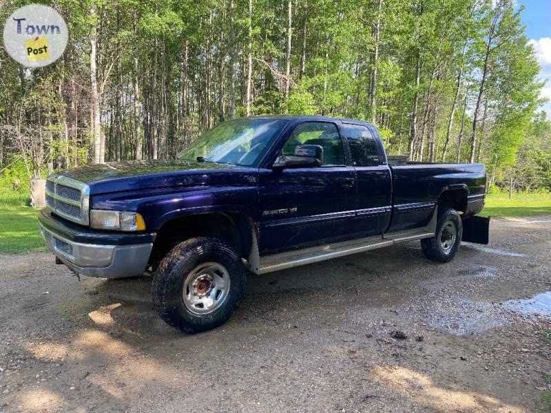 Photo of 1999 dodge 2500 4x4 v10