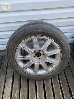 Photo of Chrysler 300 18" rim