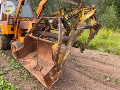 Photo of J.I. Case Crawler/Dozer/Loader Parts - 2