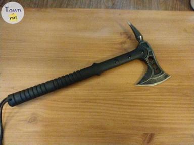 Photo of Throwing Tactical Tomahawk Axe Spike Survival Hatchet $100 New - 2