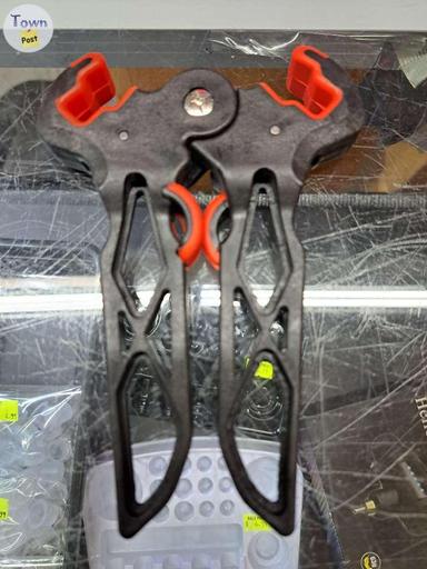 Photo of BOW STAND - BRAND NEW - 1