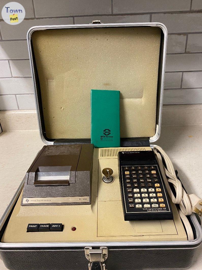 Photo of 1975 Texas Instruments Adding Machine 