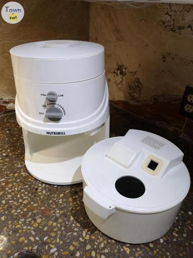 Photo of L'Equip NutriMill variable high speed grain mill - 2