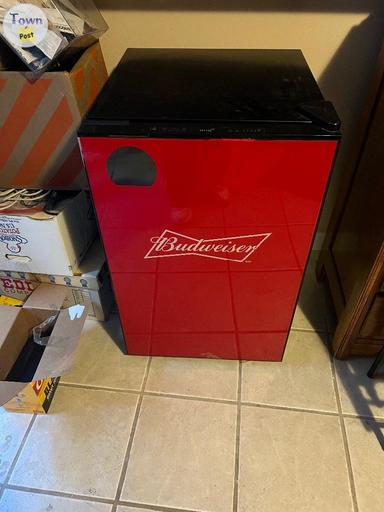 Photo of Budweiser BUD-E fridge - 1