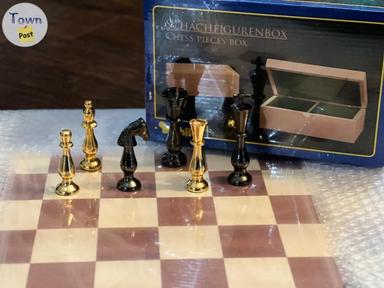 Photo of Tournament Chess Set with StonKraft Metal Chess Pieces - 2