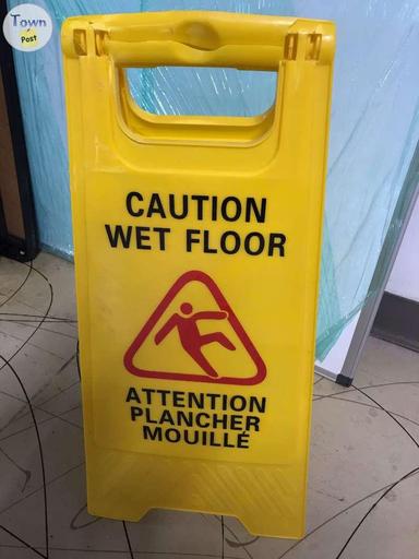 Photo of Wet Floor Standing Sign - 1