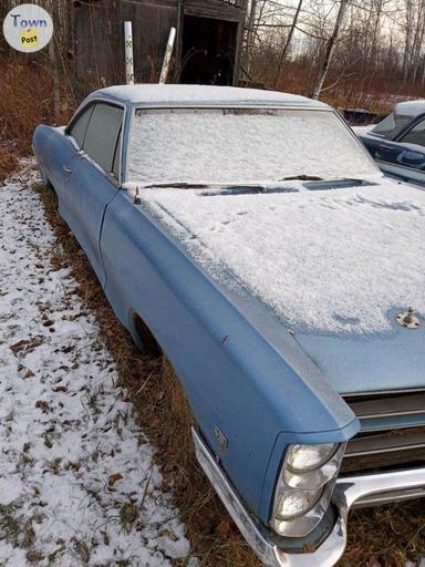 Photo of 1966 Pontiac Persian hard top - 2