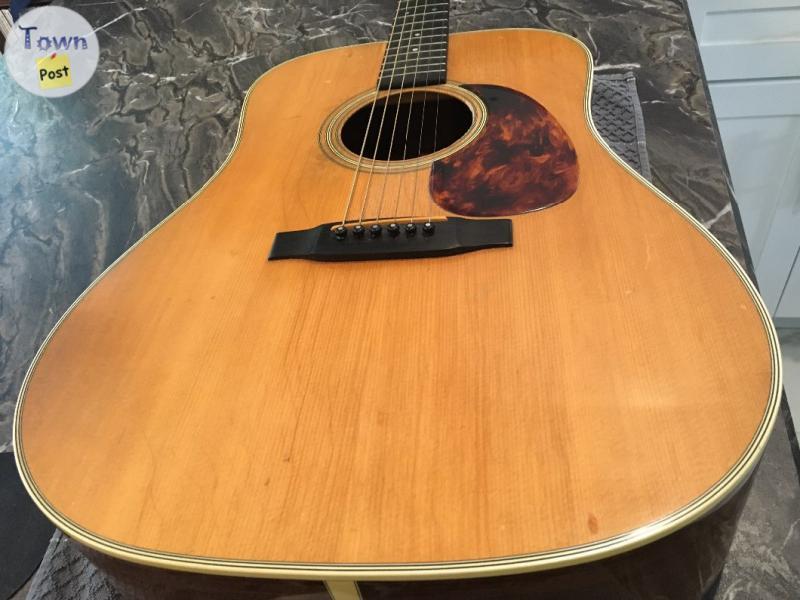 Photo of 1967 MARTIN D-28 GUITAR