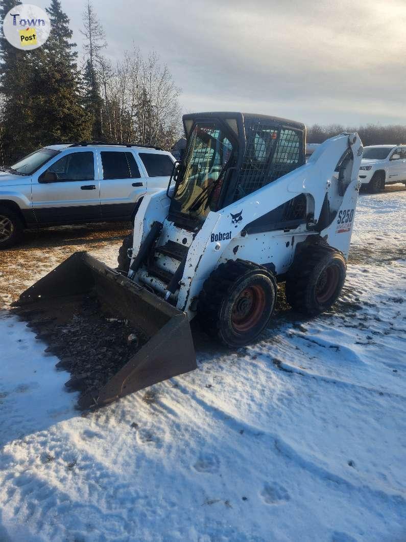 Photo of 2003 S250 bobcat Loader 4100 hrs