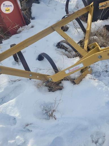 Photo of 3 pt hitch farm implements  - 2