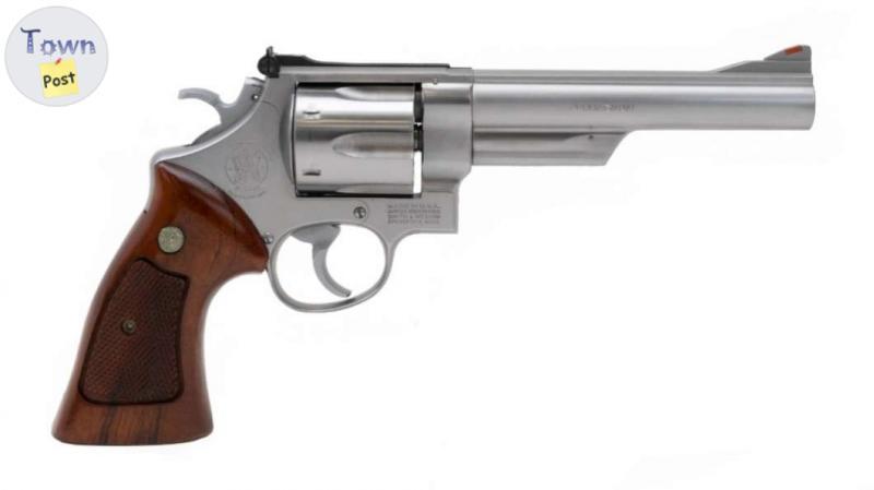 Photo of 44 magnum revolver