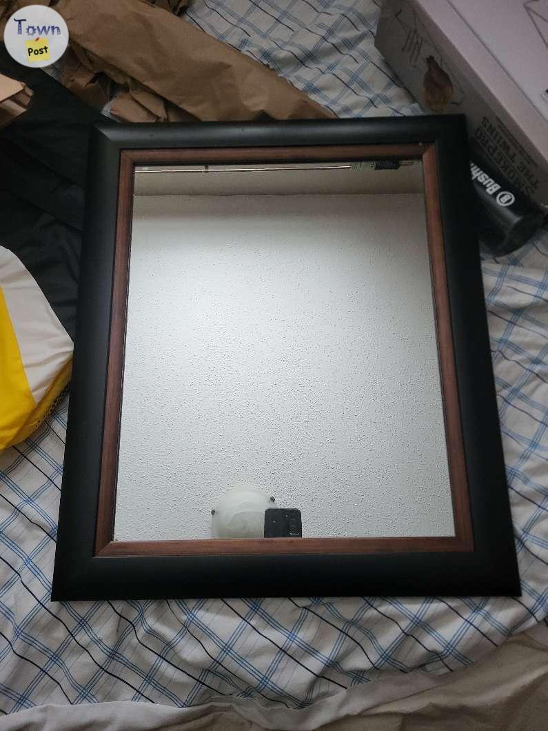 Photo of Wall Mirror