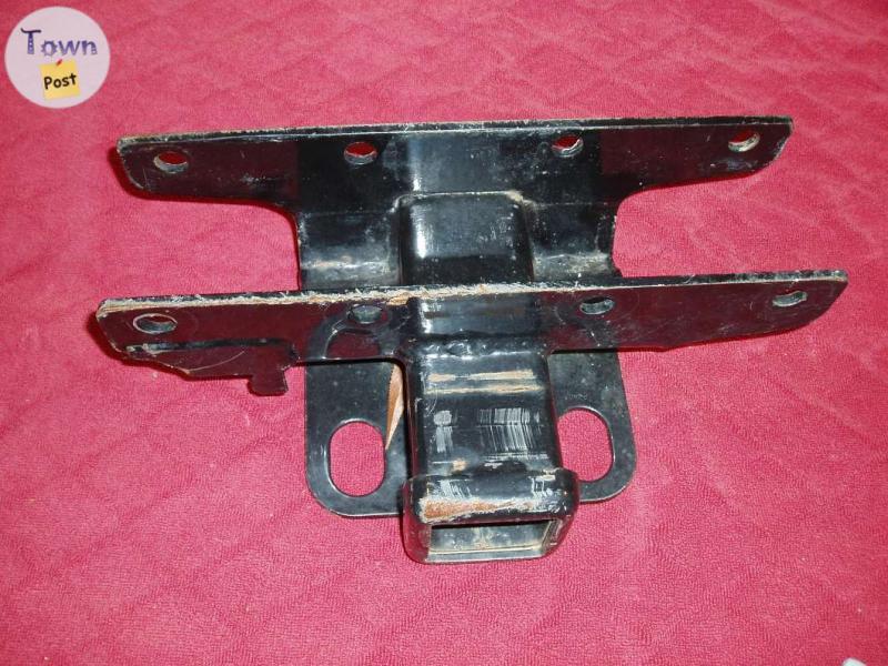 Photo of Jeep trailer hitch receiver