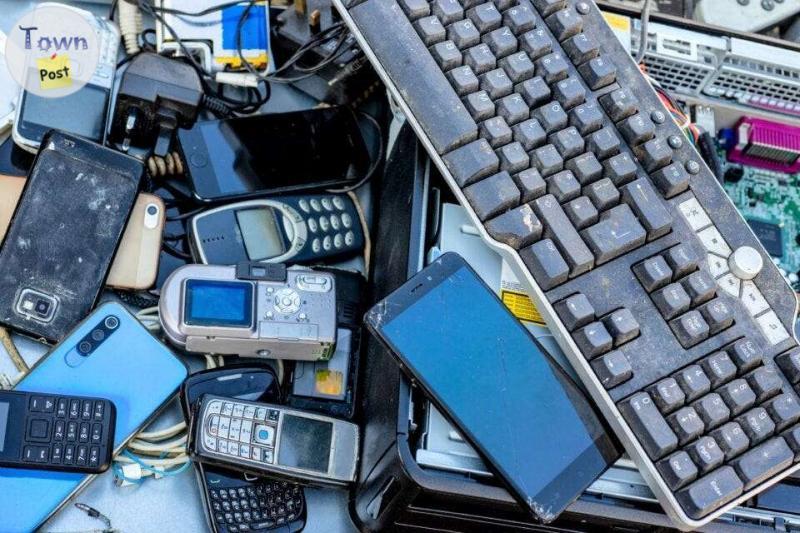 Photo of Free assorted electronics