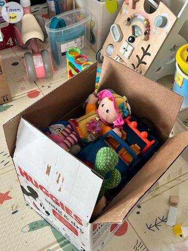 Photo of Big box of toys - 1