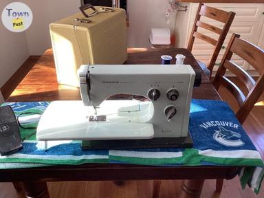 Photo of Husqvarna sewing machine - 1