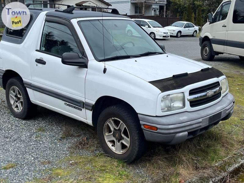 Photo of 02 Chev Tracker